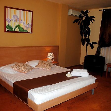 Hotel Vandia Тимишоара Экстерьер фото