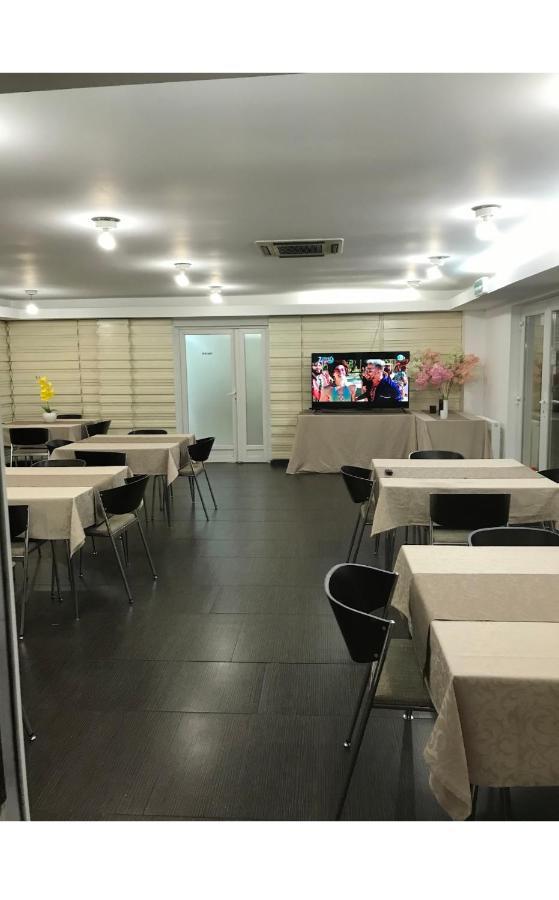 Hotel Vandia Тимишоара Экстерьер фото