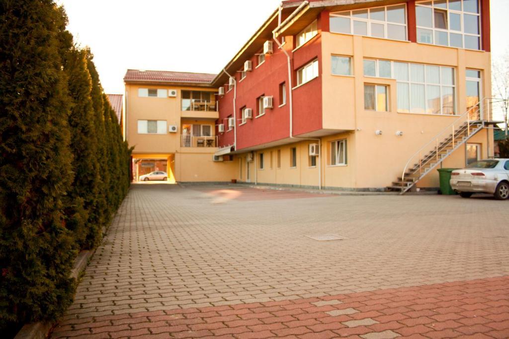 Hotel Vandia Тимишоара Экстерьер фото