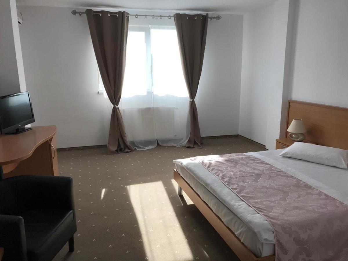 Hotel Vandia Тимишоара Экстерьер фото